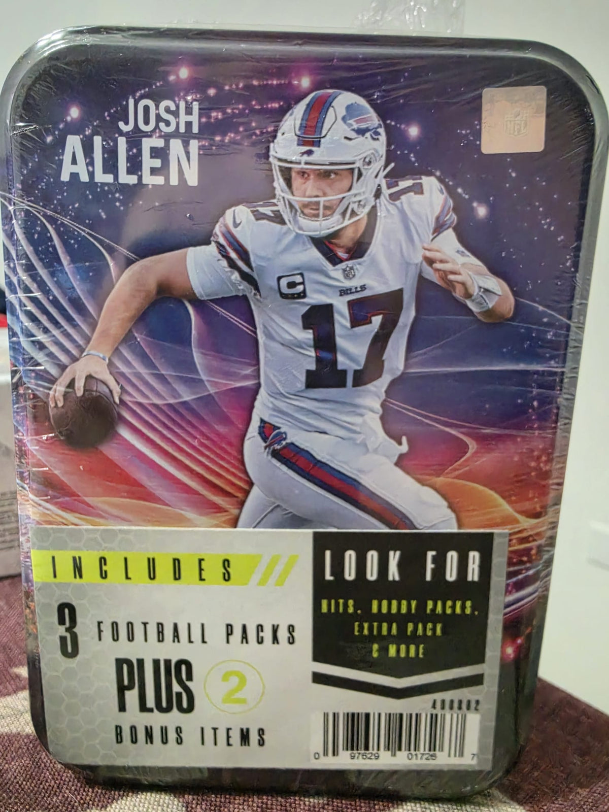 NFL JOSH ALLEN COLLECTOR TIN [3 FOOTBALL PACKS PLUS 2 BONUS ITEMS