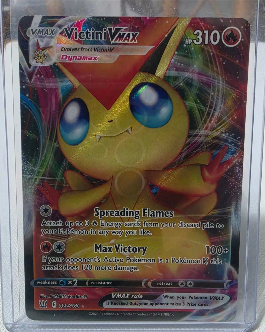 Victini VMAX 022/163 Swsh05: Battle Styles Holo
