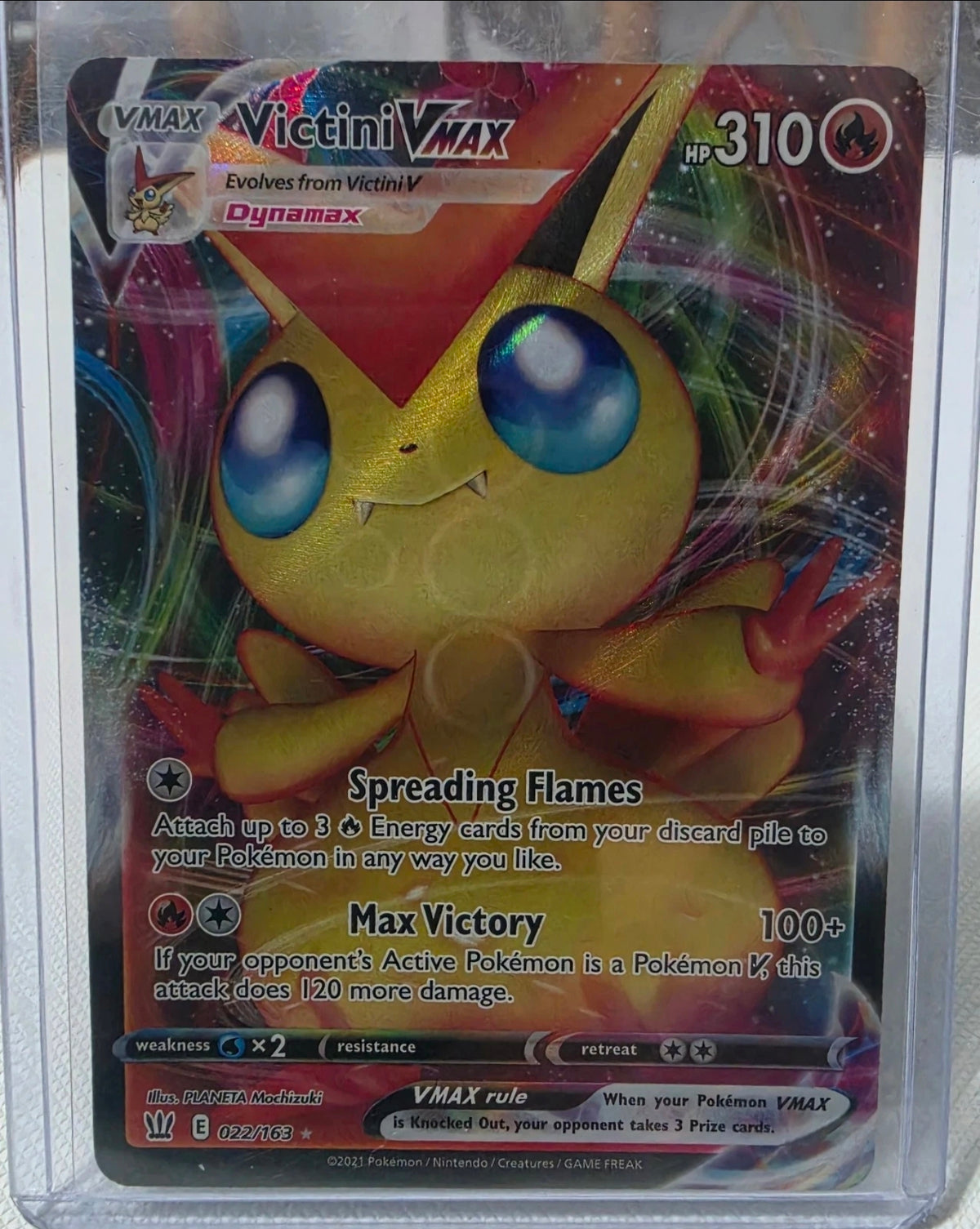 Victini VMAX 022/163 Swsh05: Battle Styles Holo