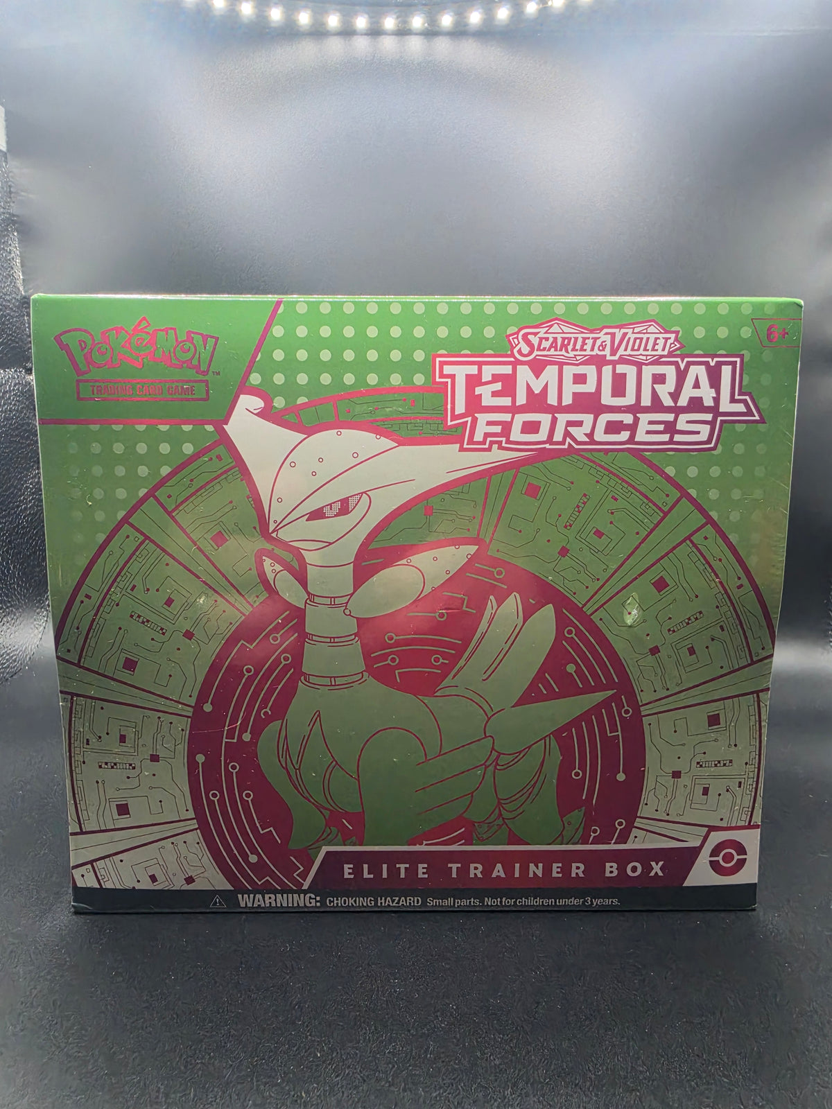Temporal Forces Elite Trainer Box [Iron Leaves ex] - SV05: Temporal Forces (TEF)